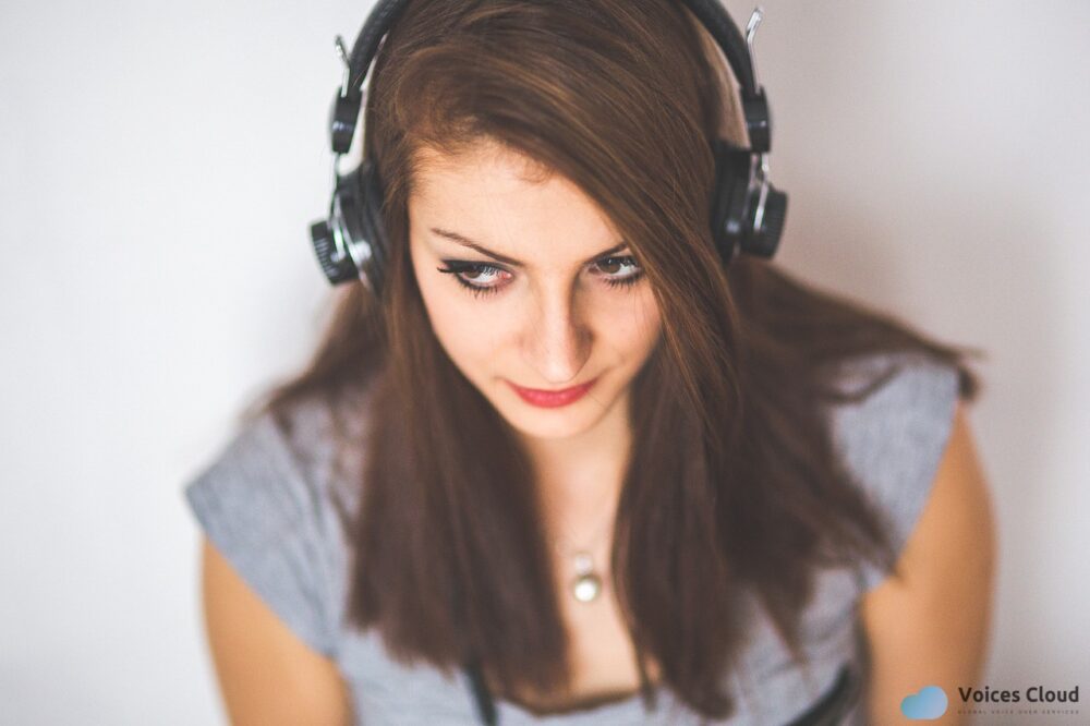 3854British female voice over for your dj intro