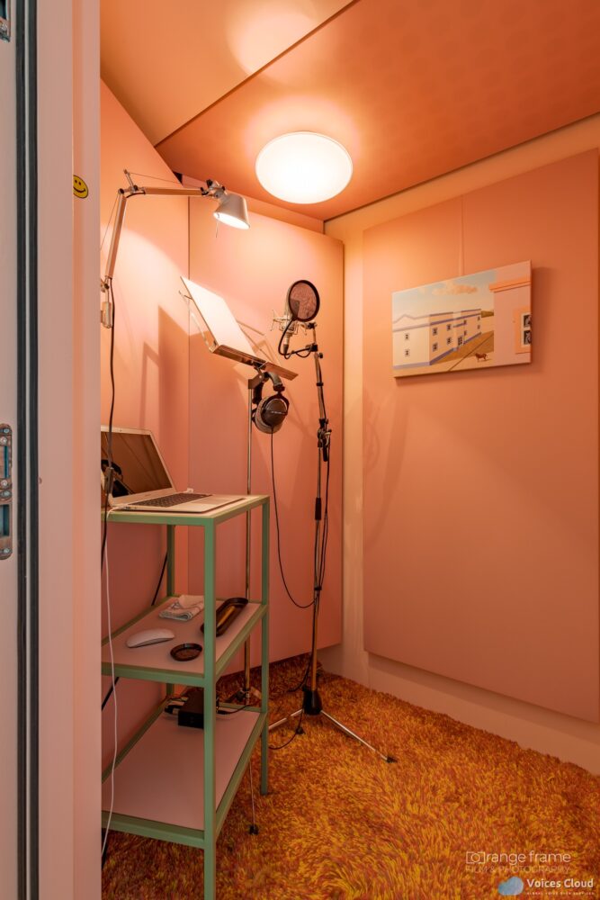 6016Dutch (Flemish)Voice over