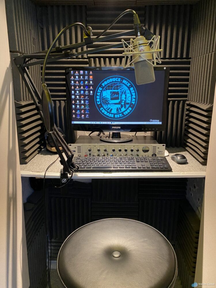 7503French female Voice Over