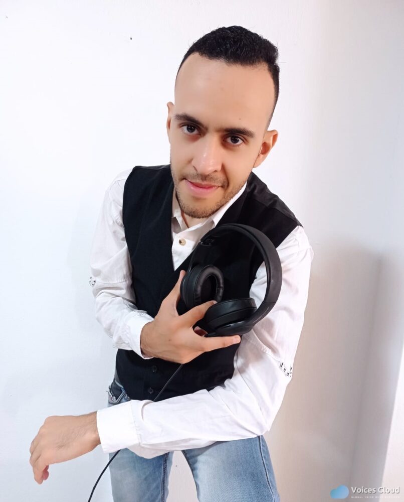 7585A versatile voice – VoiceTalent / VoiceActor