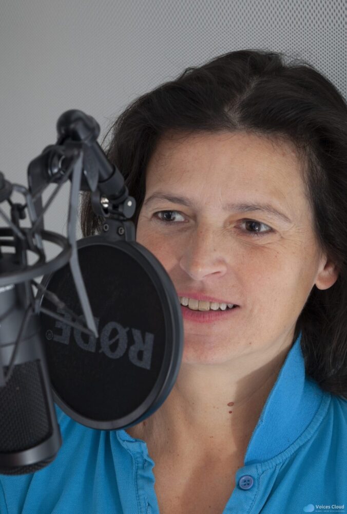 6259Commercial Italian Voice