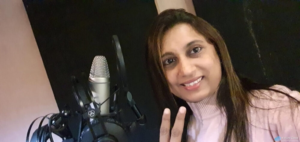 16566Hindi Voice over