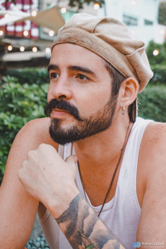 17713Chilean and LATAM voice actor