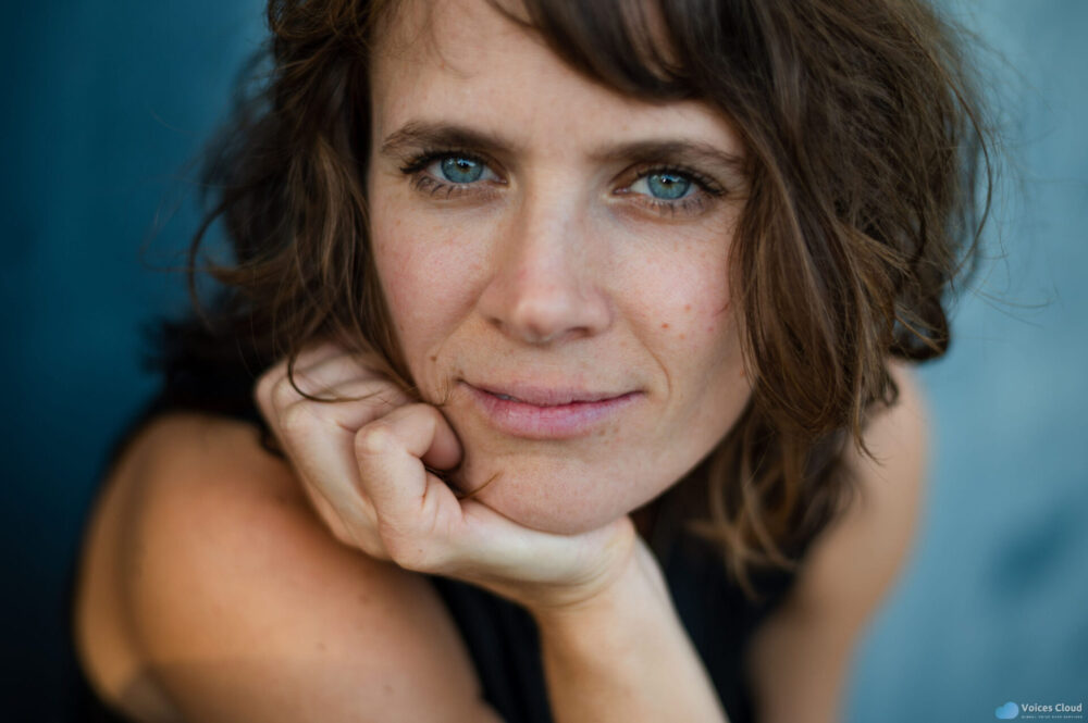 63406Voice-Over Artist. I´ll produce a professional VO in Danish, German and English