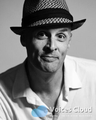 Darren Roebuck voiceover headshot 1