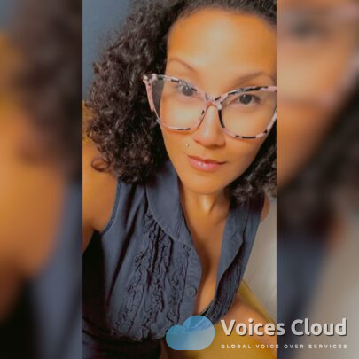 70449Female E-Learning Voice Over