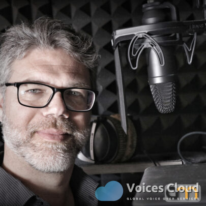 73438Italian Voice Over (experience since 1989)