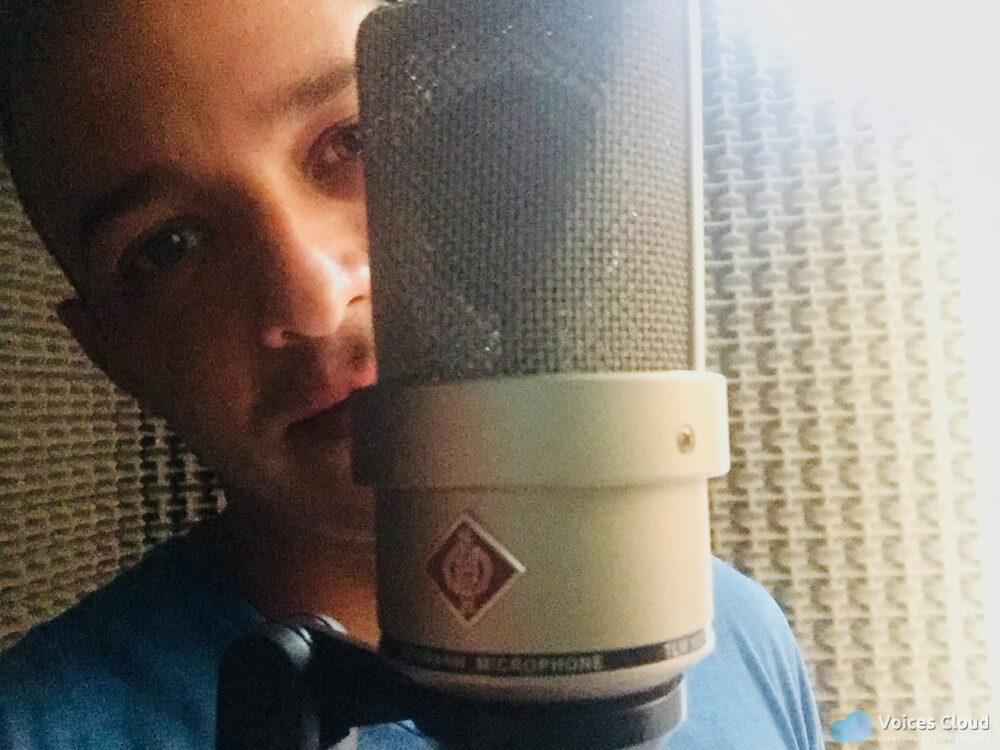 73367Latin Voice Over. (Arg.+ esp. Neutro) Commercial. Corporative. Narrations.