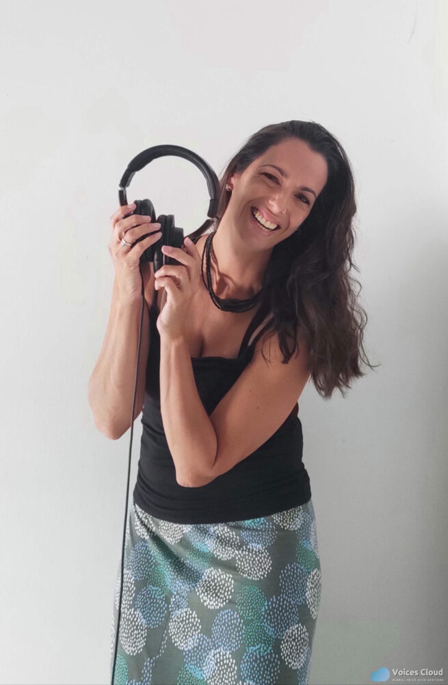 76541American Voice Over | Professional | Reliable | Quality