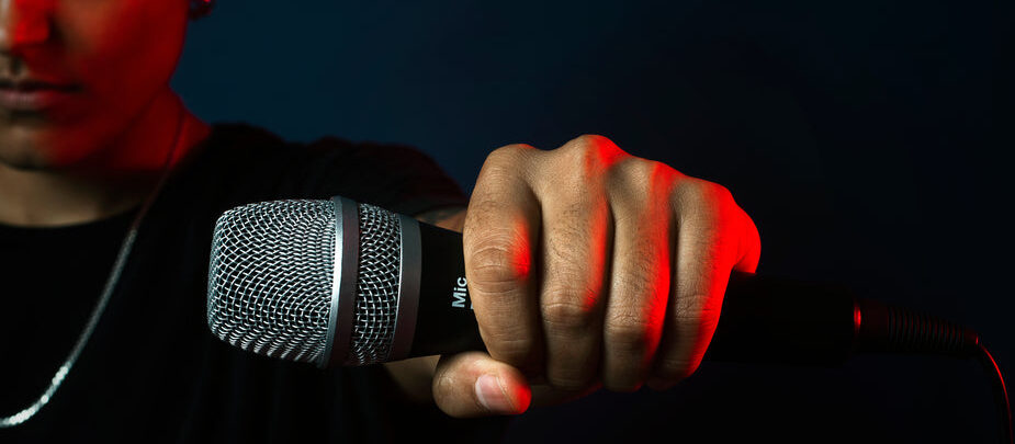Voice over services with full usage rights