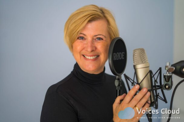 Voice-Over Artist. I´ll Produce A Professional Vo In Danish, German And English