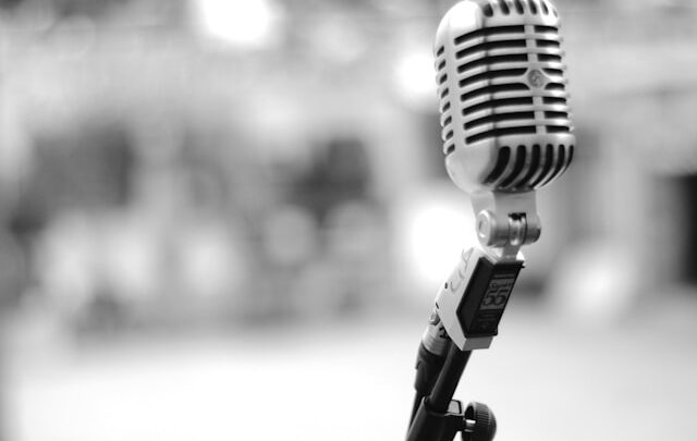 Voice Over Services: How To Find The Right One For You